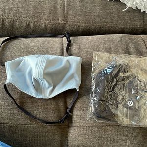 Double strap Lululemon face masks black and blue-set of two